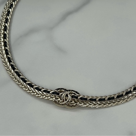 Authentic Chanel crystal CC necklace - Picture 8 of 14